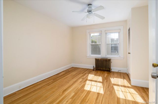 121 Raymond Street 1st, Rockville Centre, NY 11570