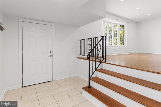 1325 OSBOURNE AVE, Abington, PA 19001