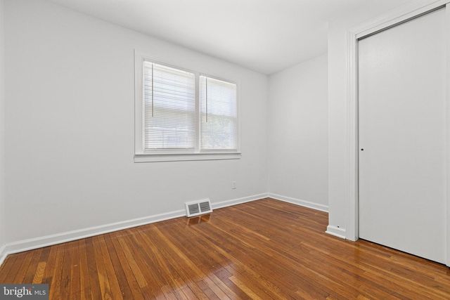 1325 OSBOURNE AVE, Abington, PA 19001