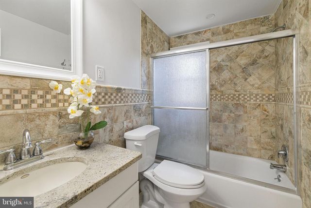 1325 OSBOURNE AVE, Abington, PA 19001