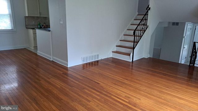 1325 OSBOURNE AVE, Abington, PA 19001