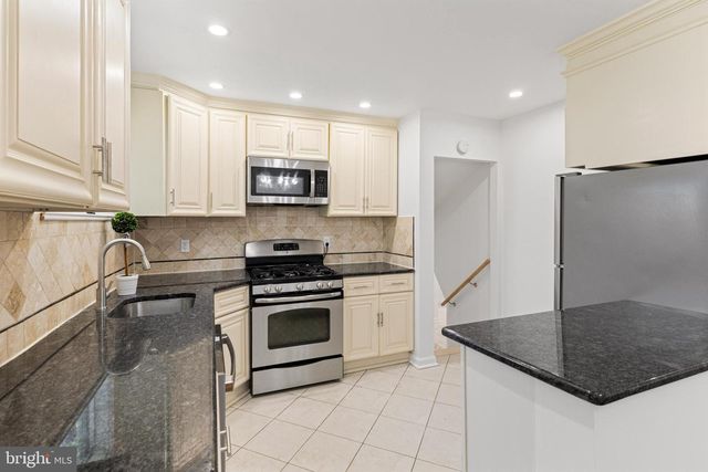 1325 OSBOURNE AVE, Abington, PA 19001