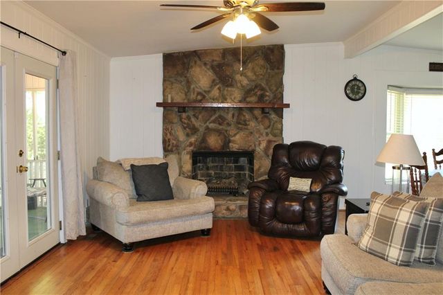 394 NW Hwy 211, Winder, GA 30680