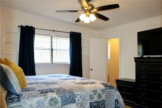 394 NW Hwy 211, Winder, GA 30680