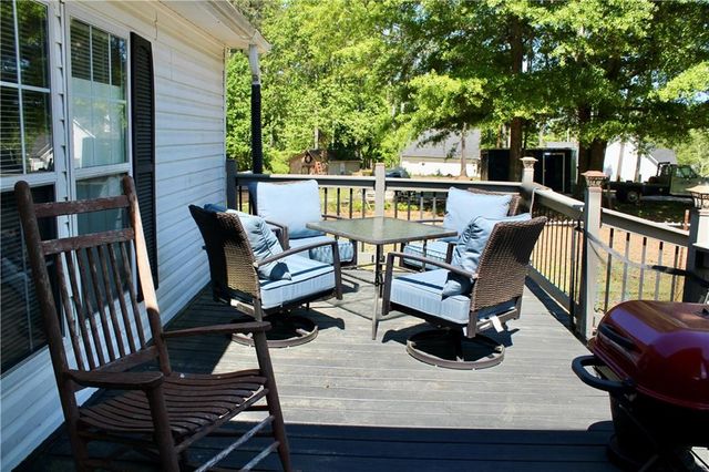 394 NW Hwy 211, Winder, GA 30680