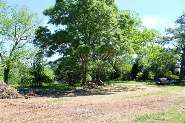 394 NW Hwy 211, Winder, GA 30680