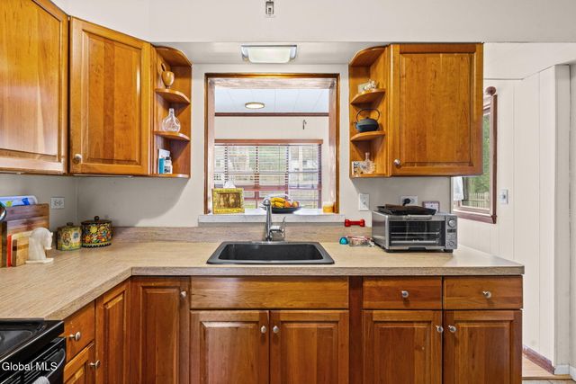 181 Milner Avenue, Albany, NY 12208