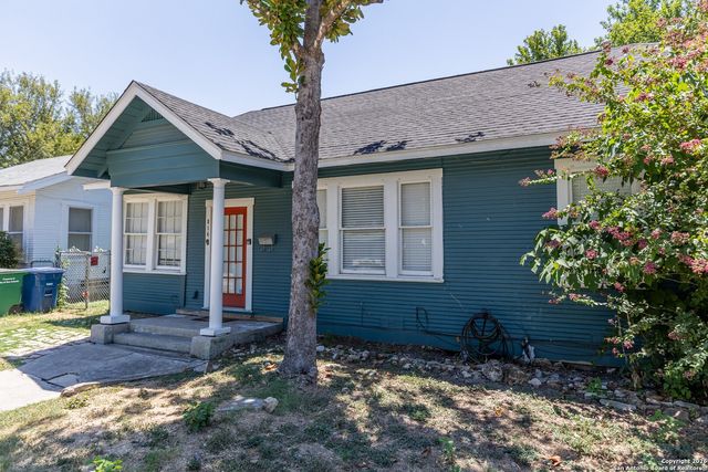 814 W LYNWOOD AVE, San Antonio, TX 78212