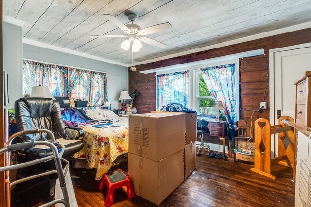 425 W Ball Street, Weatherford, TX 76086