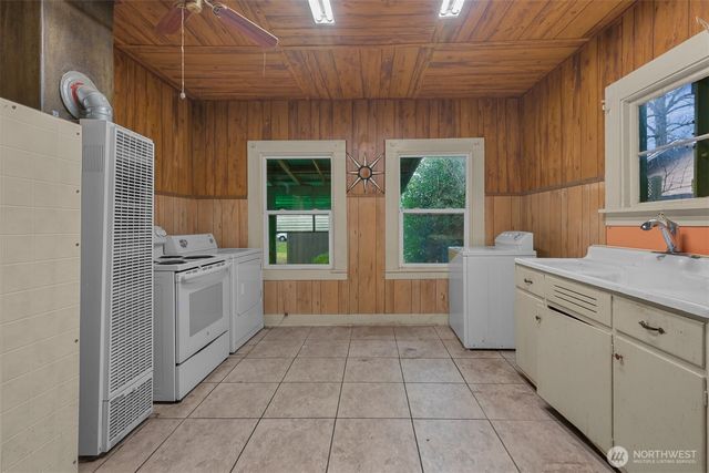 2701 Michigan Street, Bellingham, WA 98226