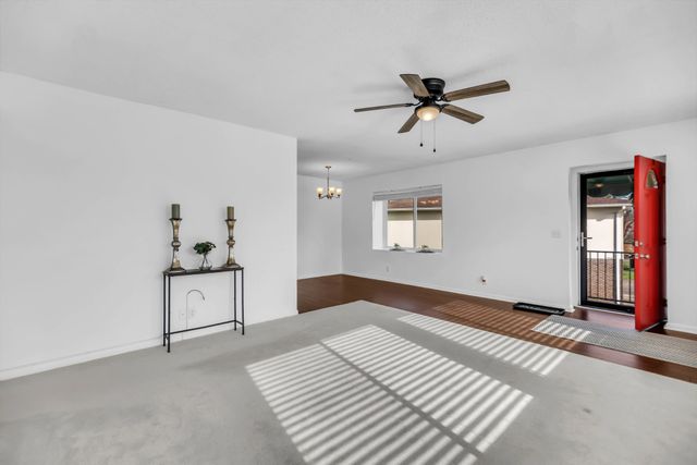 250 Donna Dr Apt 4D, Hendersonville, TN 37075