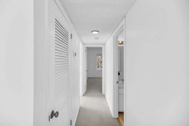 250 Donna Dr Apt 4D, Hendersonville, TN 37075