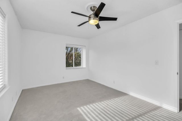 250 Donna Dr Apt 4D, Hendersonville, TN 37075