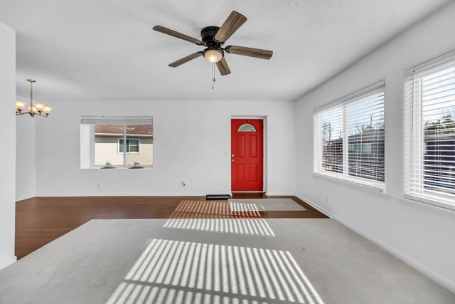 250 Donna Dr Apt 4D, Hendersonville, TN 37075