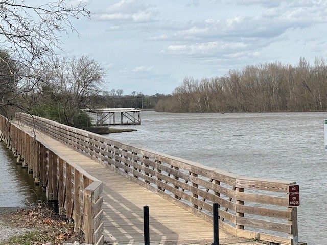 250 Donna Dr Apt 4D, Hendersonville, TN 37075