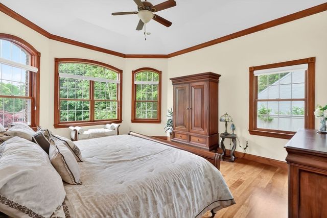 357 Westerly Cir, Ludlow, MA 01056