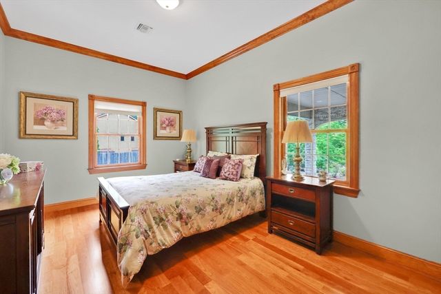 357 Westerly Cir, Ludlow, MA 01056
