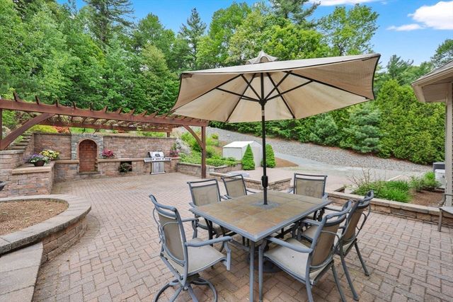 357 Westerly Cir, Ludlow, MA 01056