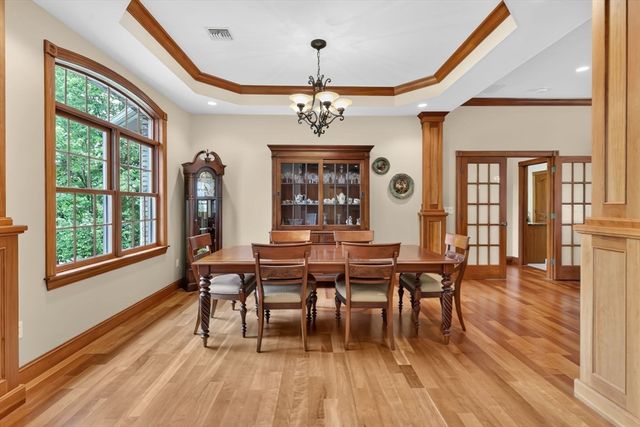 357 Westerly Cir, Ludlow, MA 01056