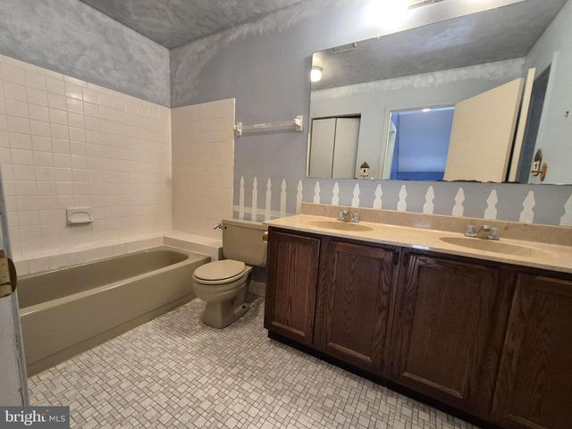 4441 YORKTOWN PL, Mays Landing, NJ 08330