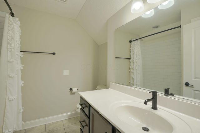 6689 Riverrun Lane, Delaware, OH 43015