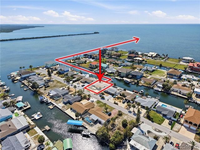 13541 Stacey Drive, Hudson, FL 34667