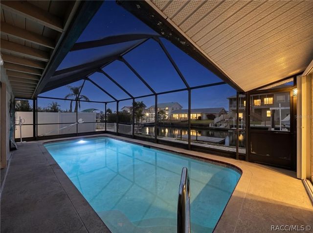 13541 Stacey Drive, Hudson, FL 34667