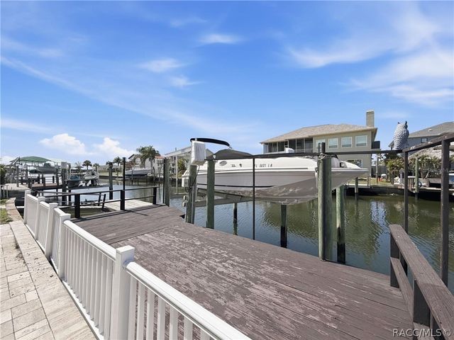 13541 Stacey Drive, Hudson, FL 34667