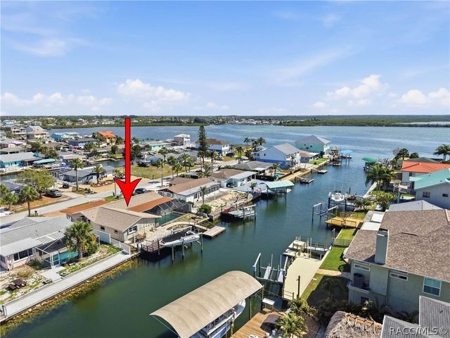 13541 Stacey Drive, Hudson, FL 34667