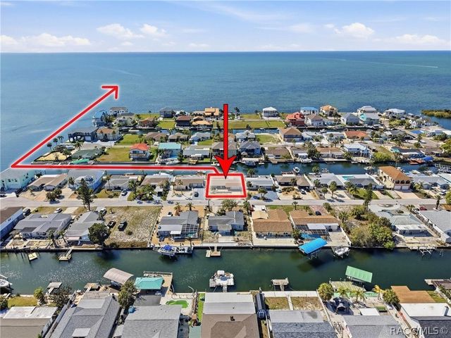 13541 Stacey Drive, Hudson, FL 34667