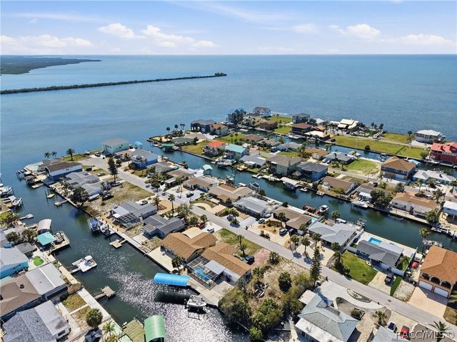 13541 Stacey Drive, Hudson, FL 34667