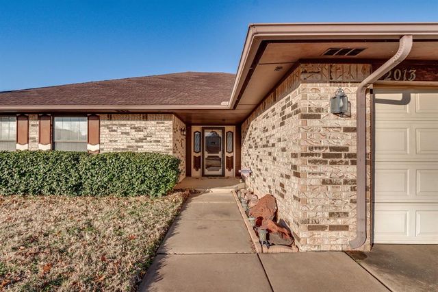 2013 Tanglewood Drive, Edmond, OK 73013