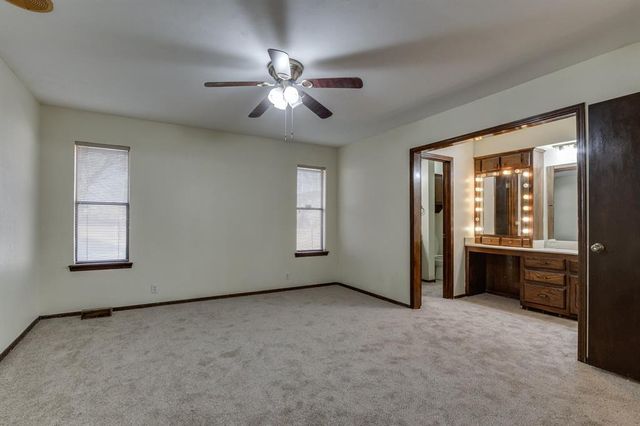 2013 Tanglewood Drive, Edmond, OK 73013