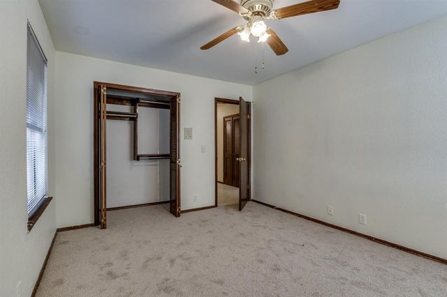 2013 Tanglewood Drive, Edmond, OK 73013