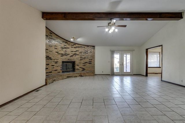 2013 Tanglewood Drive, Edmond, OK 73013