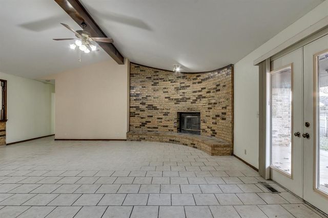 2013 Tanglewood Drive, Edmond, OK 73013