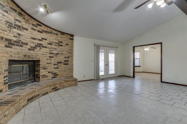 2013 Tanglewood Drive, Edmond, OK 73013