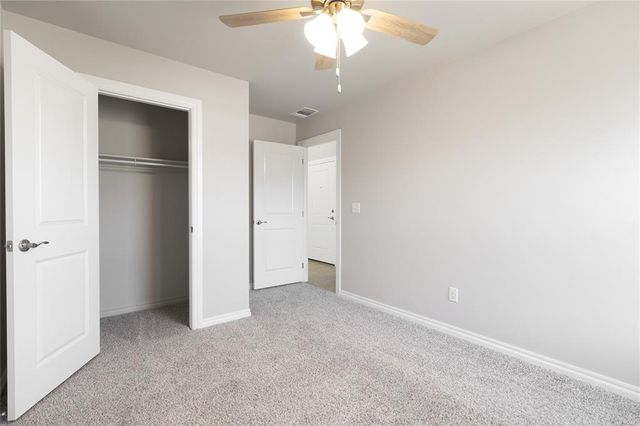 3041 Grapevine Street, Edmond, OK 73034