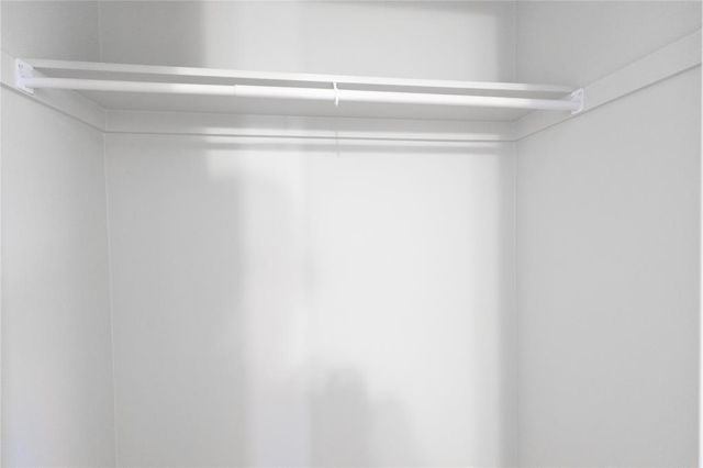 3041 Grapevine Street, Edmond, OK 73034