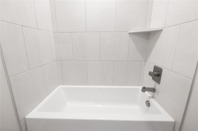 3041 Grapevine Street, Edmond, OK 73034