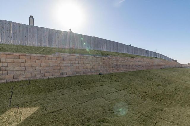 3041 Grapevine Street, Edmond, OK 73034