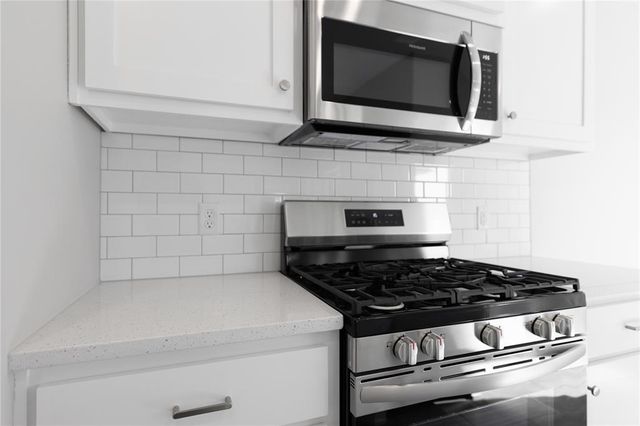 3041 Grapevine Street, Edmond, OK 73034