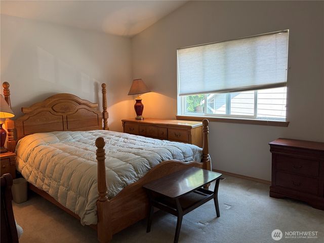 5724 Hillpointe Circle, Lynnwood, WA 98037