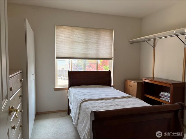 5724 Hillpointe Circle, Lynnwood, WA 98037