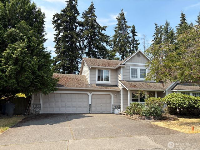 5724 Hillpointe Circle, Lynnwood, WA 98037