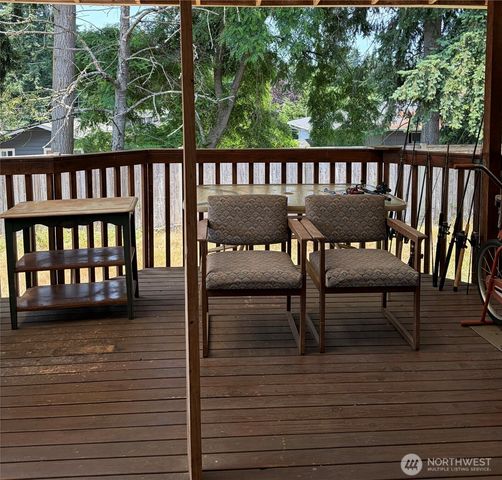 5724 Hillpointe Circle, Lynnwood, WA 98037