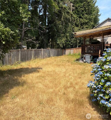 5724 Hillpointe Circle, Lynnwood, WA 98037
