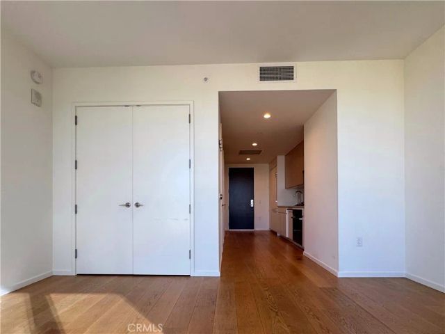877 Francisco 1720, Los Angeles, CA 90017