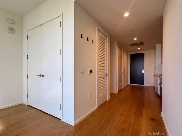 877 Francisco 1720, Los Angeles, CA 90017