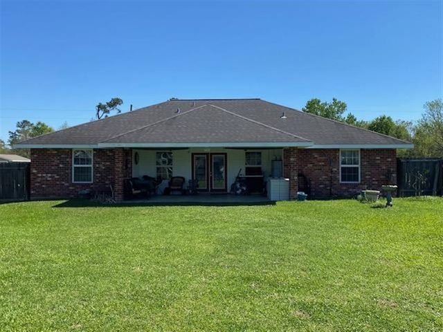 2817 Karen Lynn Street, Sulphur, LA 70663